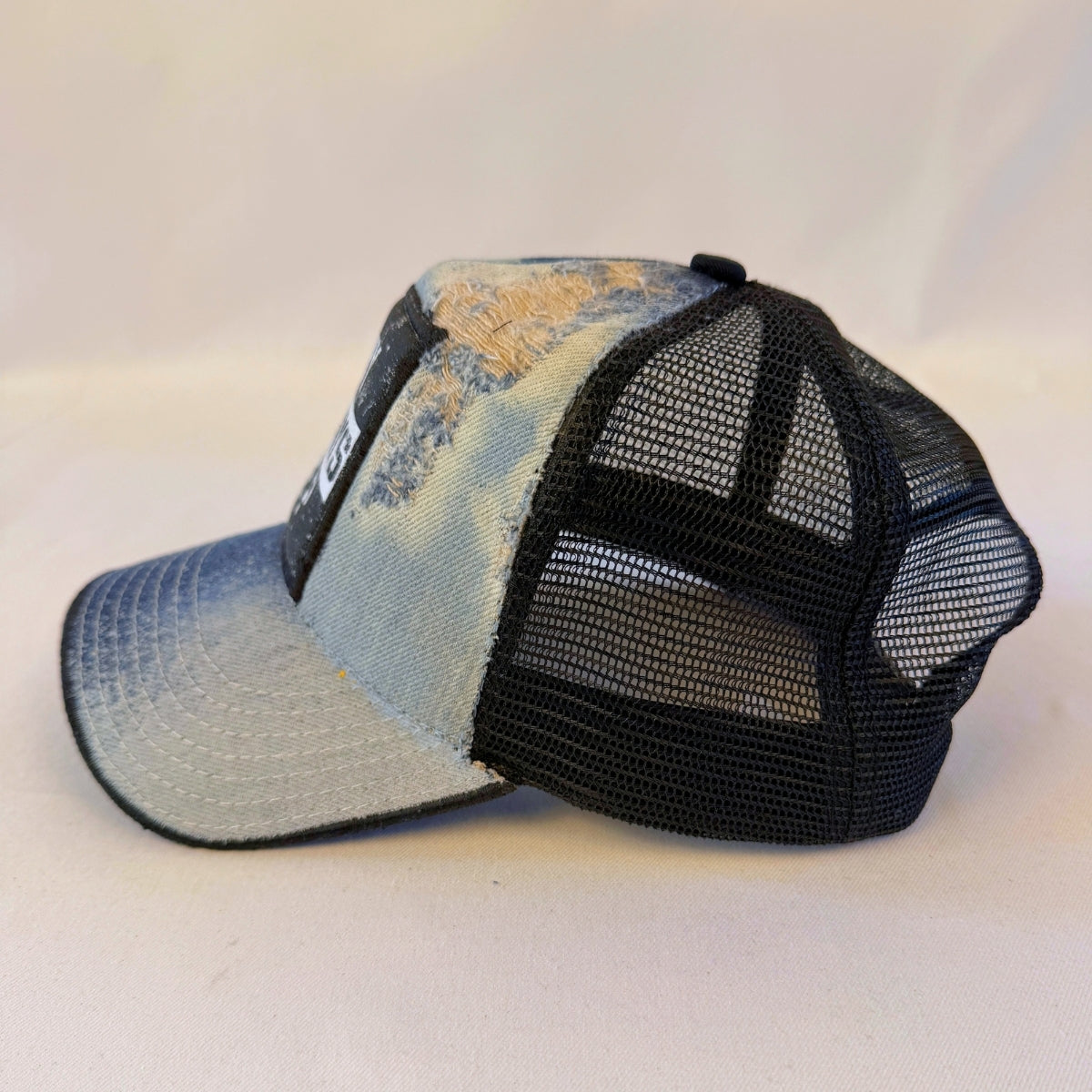 BALO – Cappellino Trucker Denim Consumato