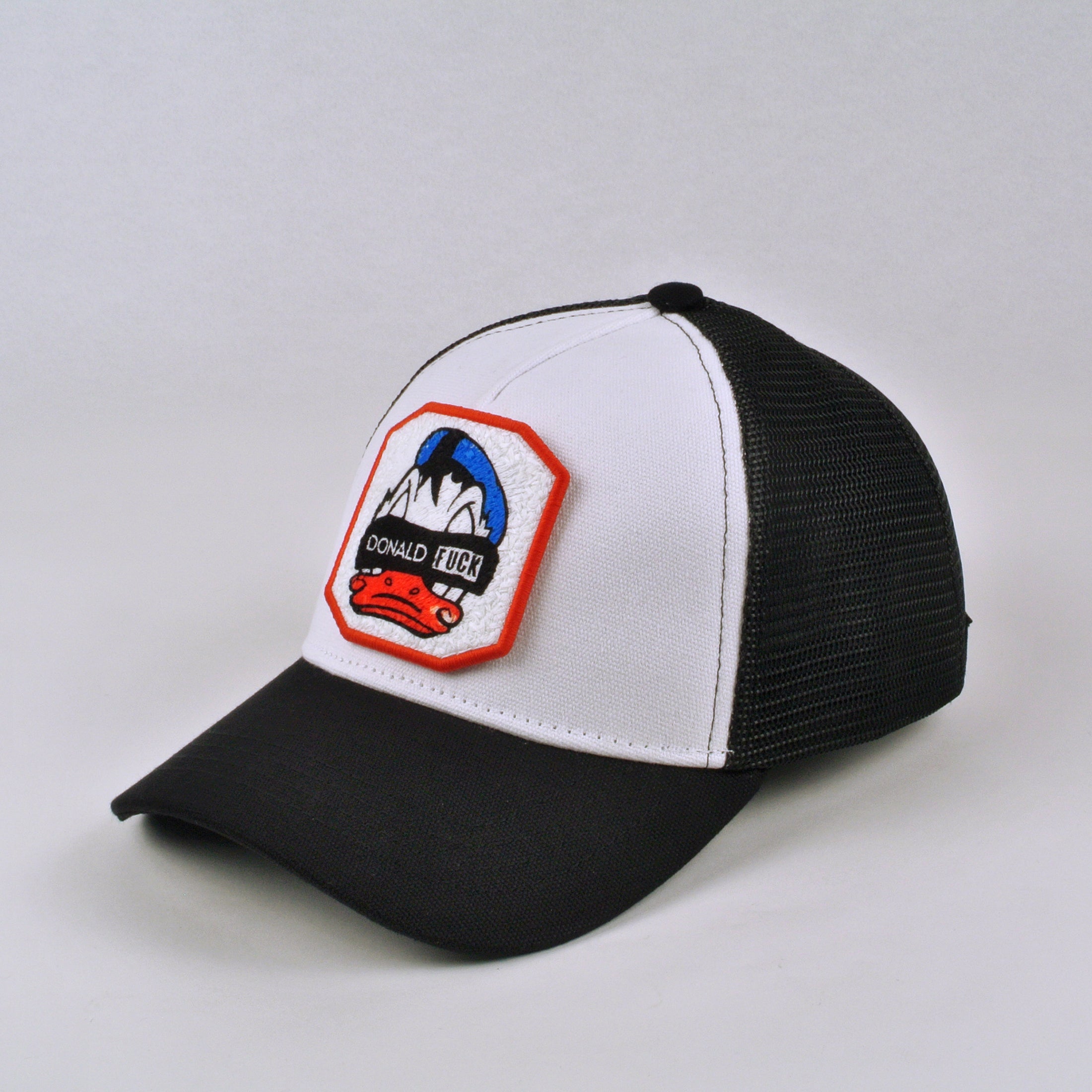 TRUCKER BLACK-WHITE