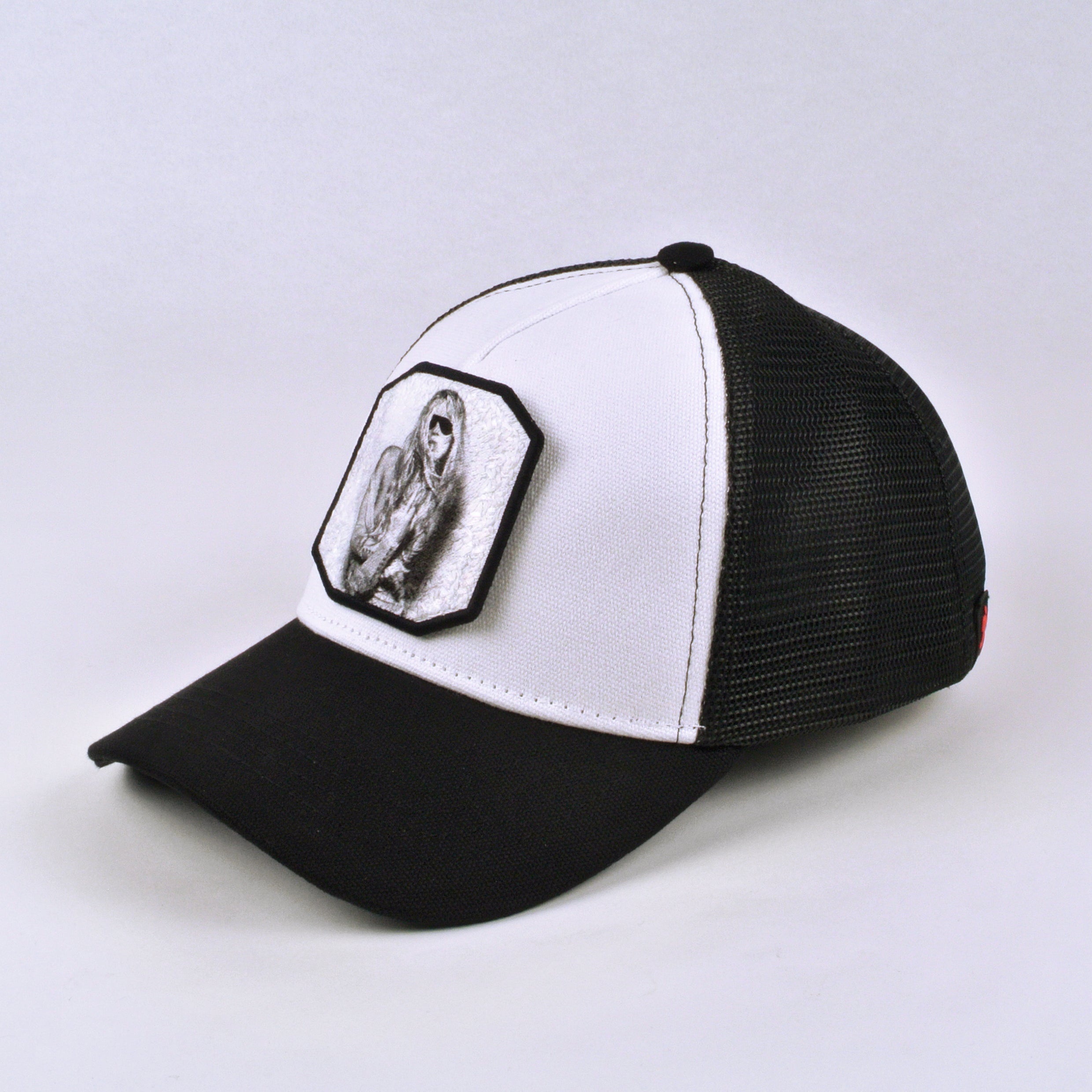 TRUCKER BLACK-WHITE