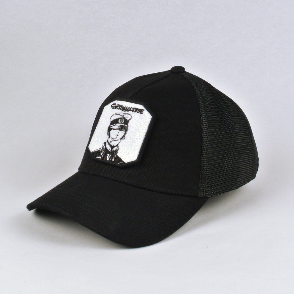 TRUCKER TOTAL BLACK