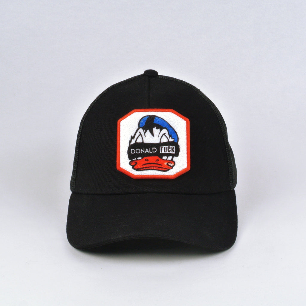 TRUCKER TOTAL BLACK