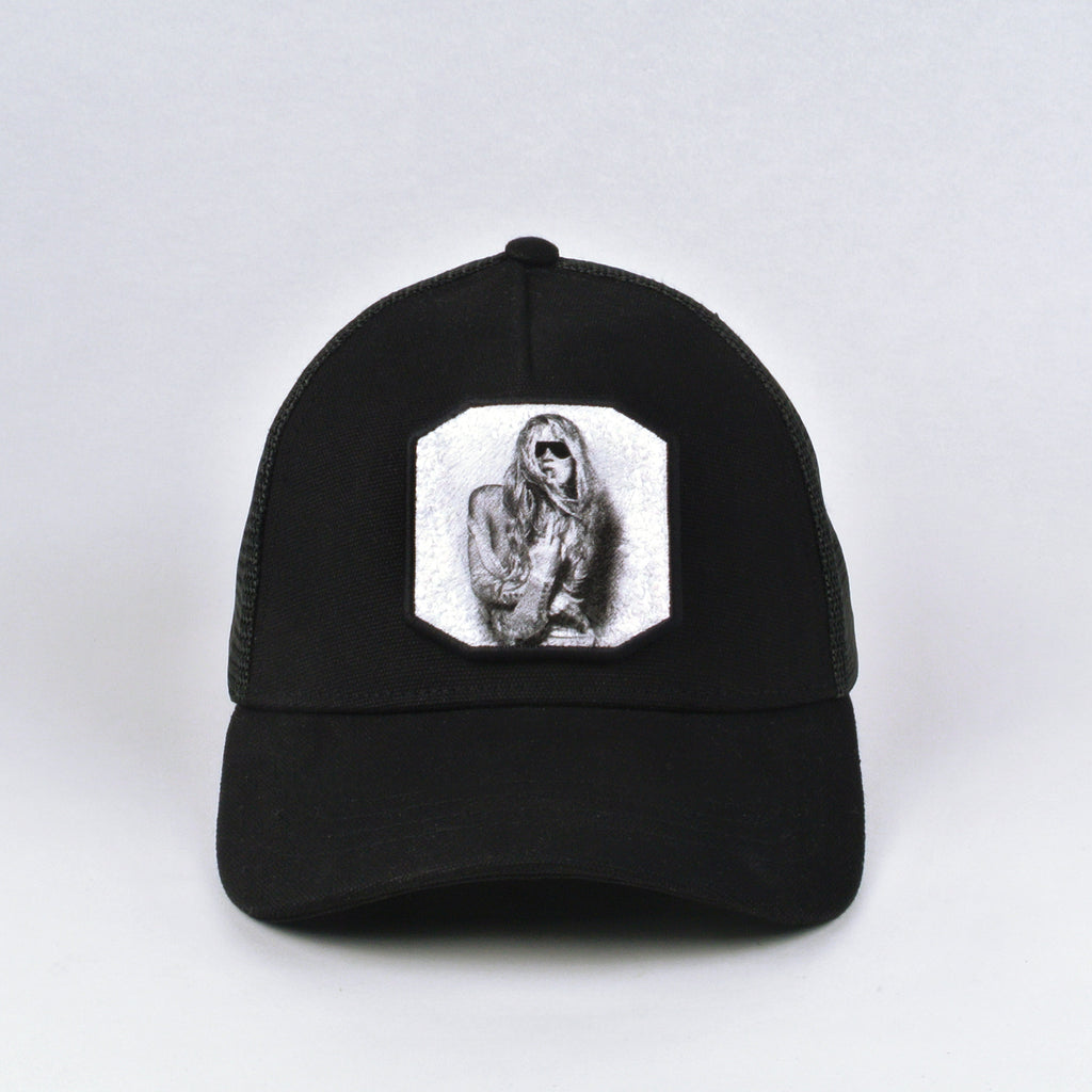 TRUCKER TOTAL BLACK