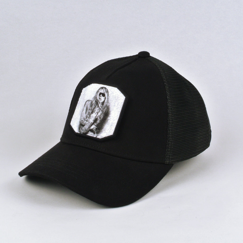 TRUCKER TOTAL BLACK