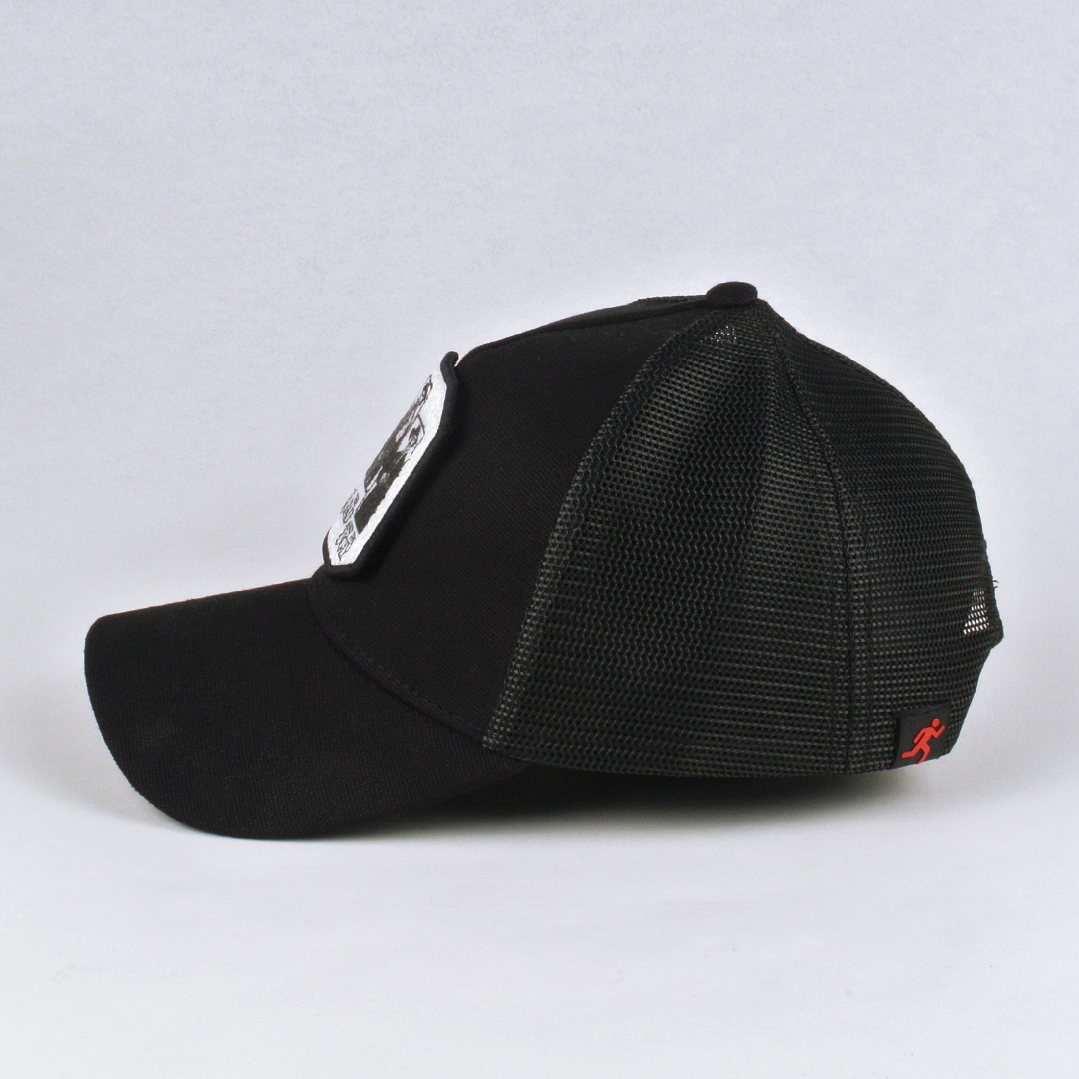 TRUCKER TOTAL BLACK