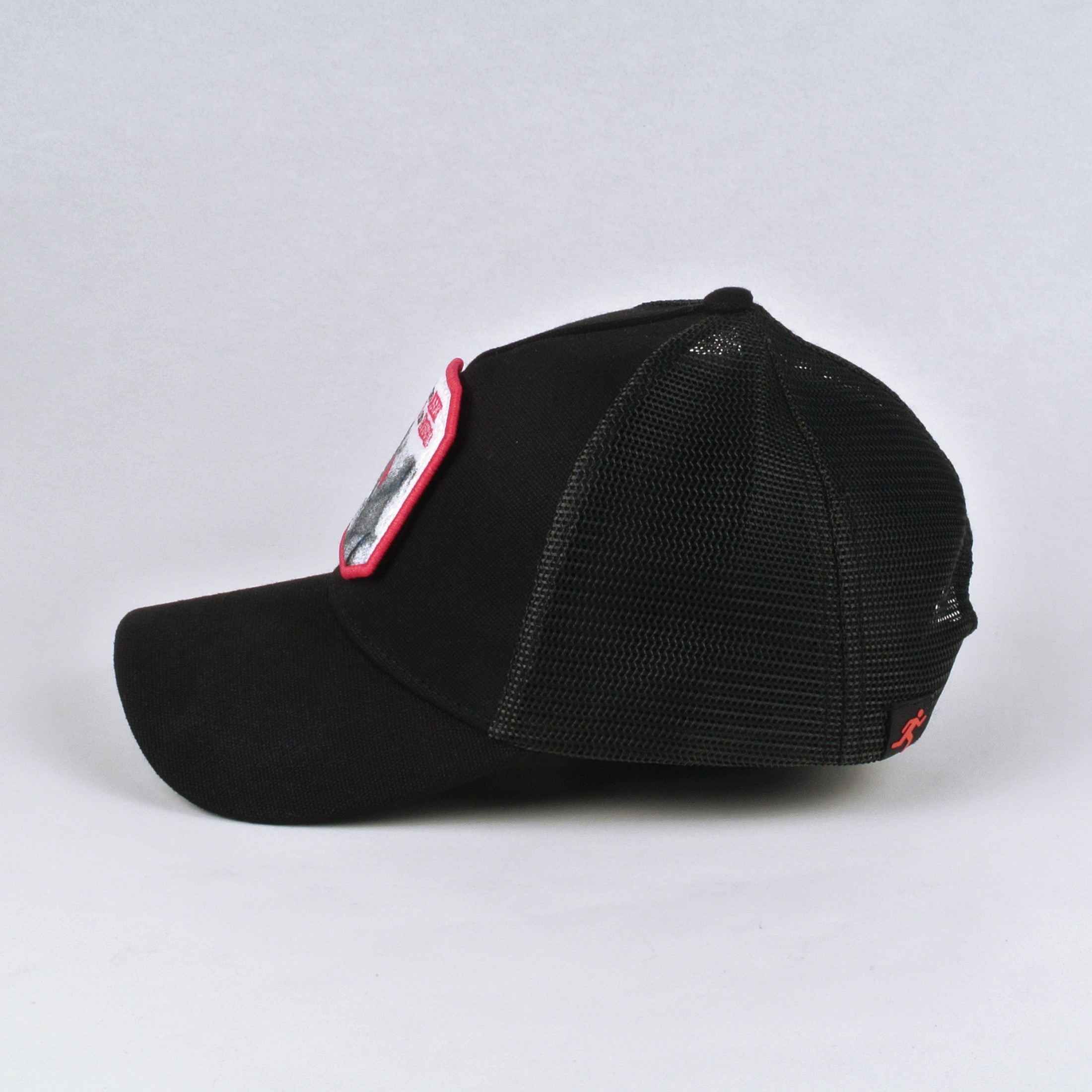 TRUCKER TOTAL BLACK