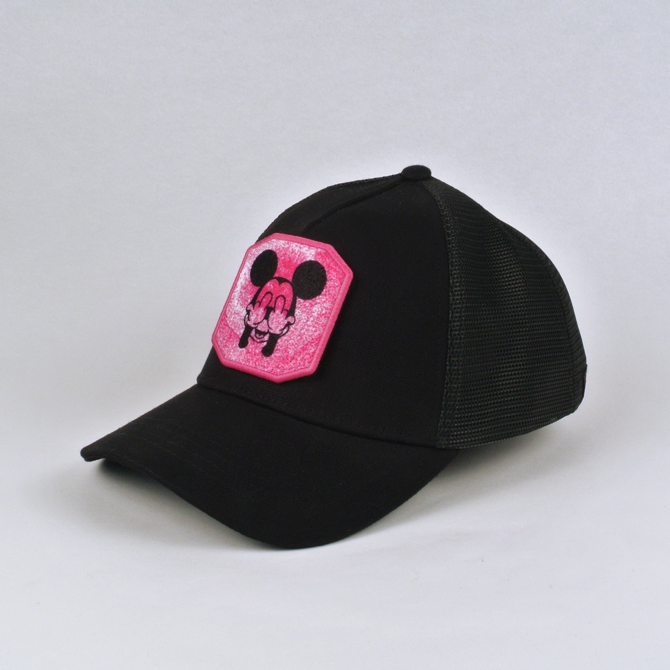 TRUCKER TOTAL BLACK