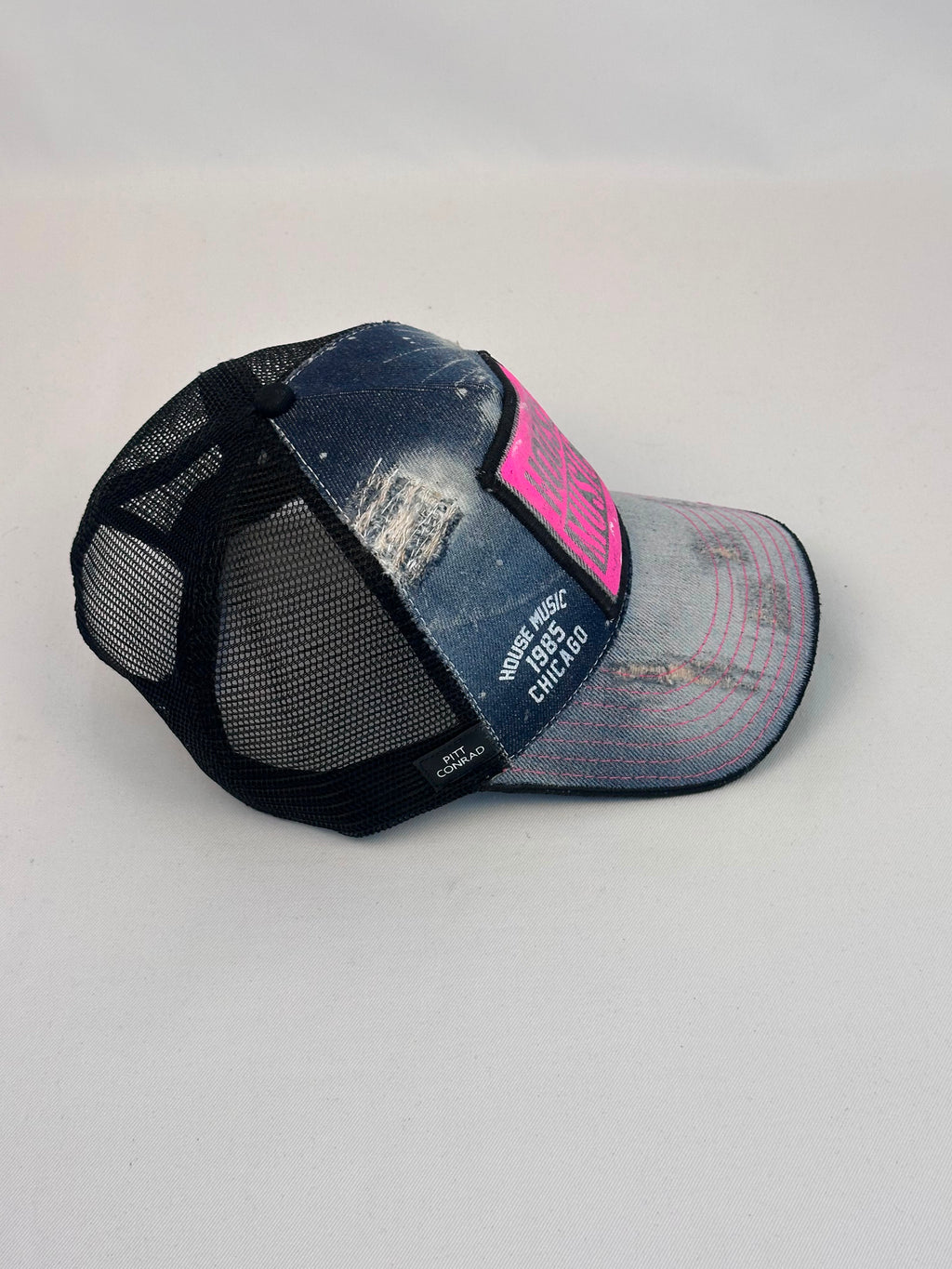 CHICAGO 85 PINK – Cappellino Trucker Denim Lavorato