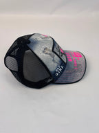 NEON 77 – Cappellino Trucker in Denim Consumato