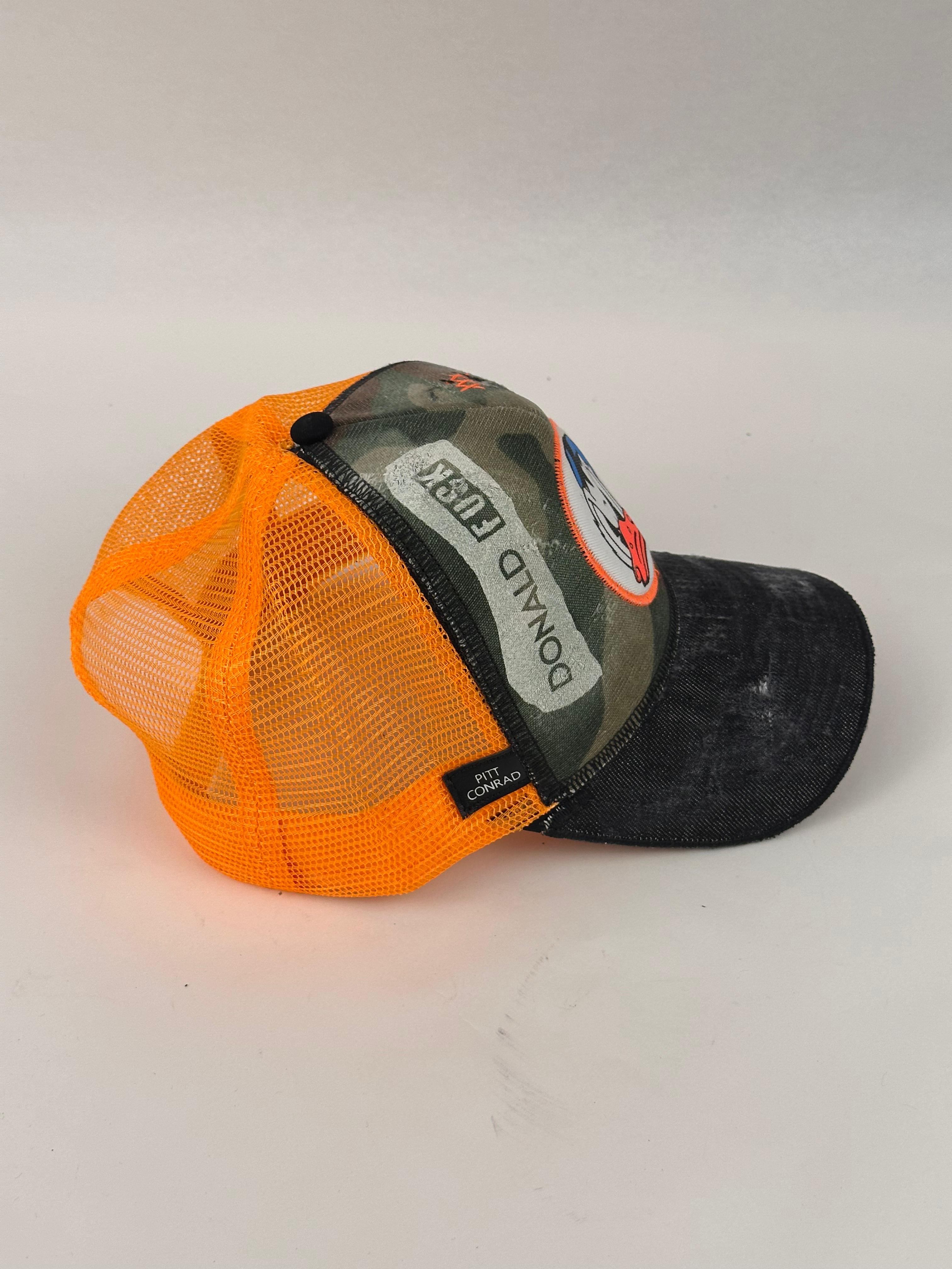 Donald Duck Trucker Hat