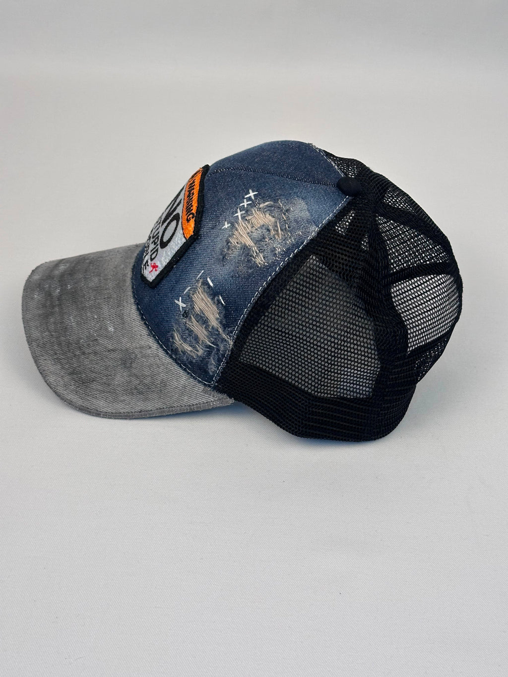 Cappellino in denim Trucker -NO STUPID