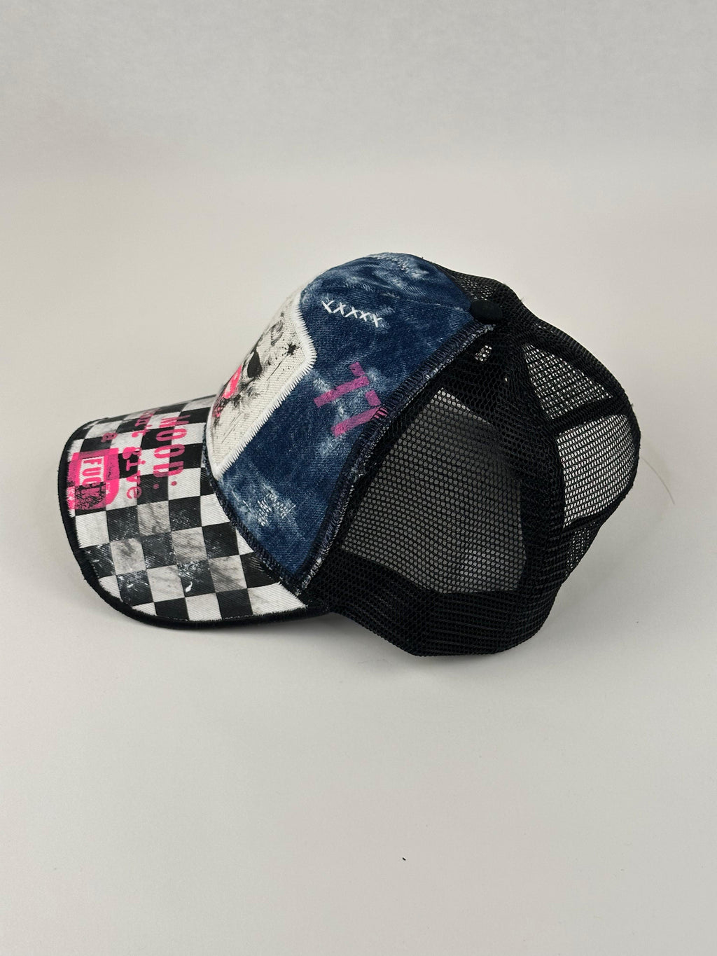 Gorra de camionero EV de Bad Girl