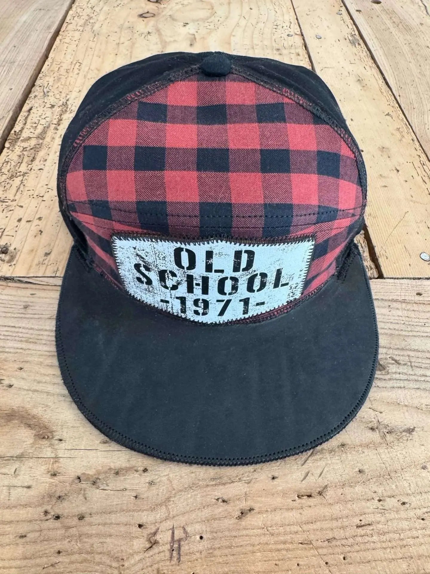 Cappello Old School 1971 - Rosso – cappelli personalizzati - Cappellino Cappello – Pitt Conrad