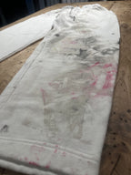 Jogger bianco effetto macchie di vernice Pitt Conrad – dettaglio tessuto