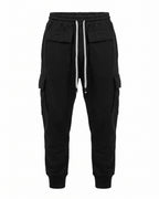 Jogger cargo nero in felpa con coulisse grigia – vista frontale